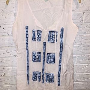 White tank with blue detail - FLOWY - SIZE M